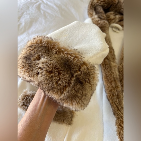 Pottery Barn | Women’s SZ M | Ivory Brown Faux Fur Trim Hooded Robe Monogram KS - Picture 10 of 13